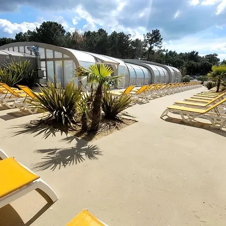 Casa de Férias L'iris - Camping Du Bois Dormant